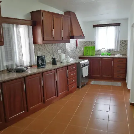 Casa Do Lajedo Feriehus Porto Martins